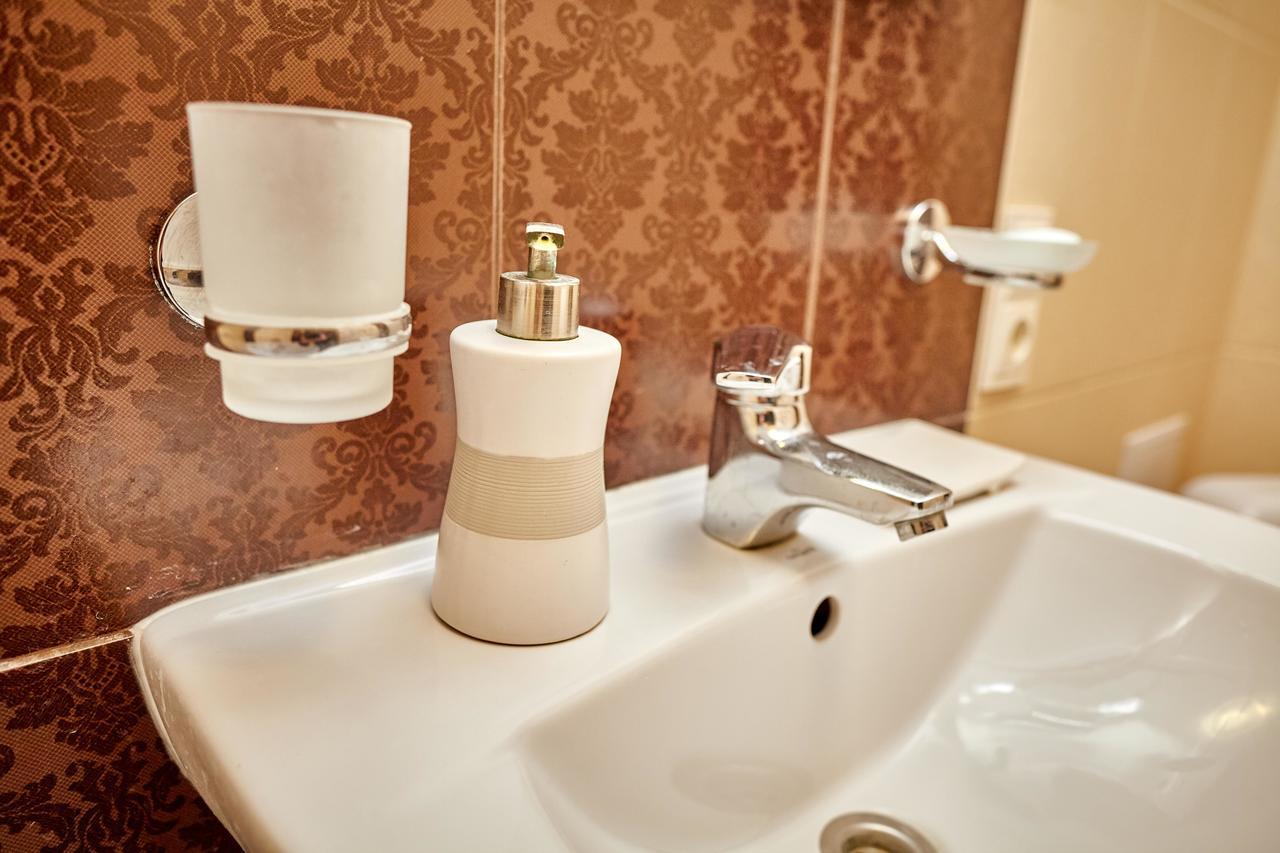 City Center Lux Family Apartment Vinnicja Kültér fotó